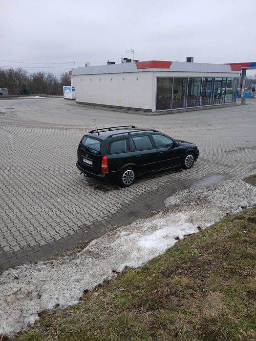 Sprzedam Opel Astra G Caravan 1.6 z gazem