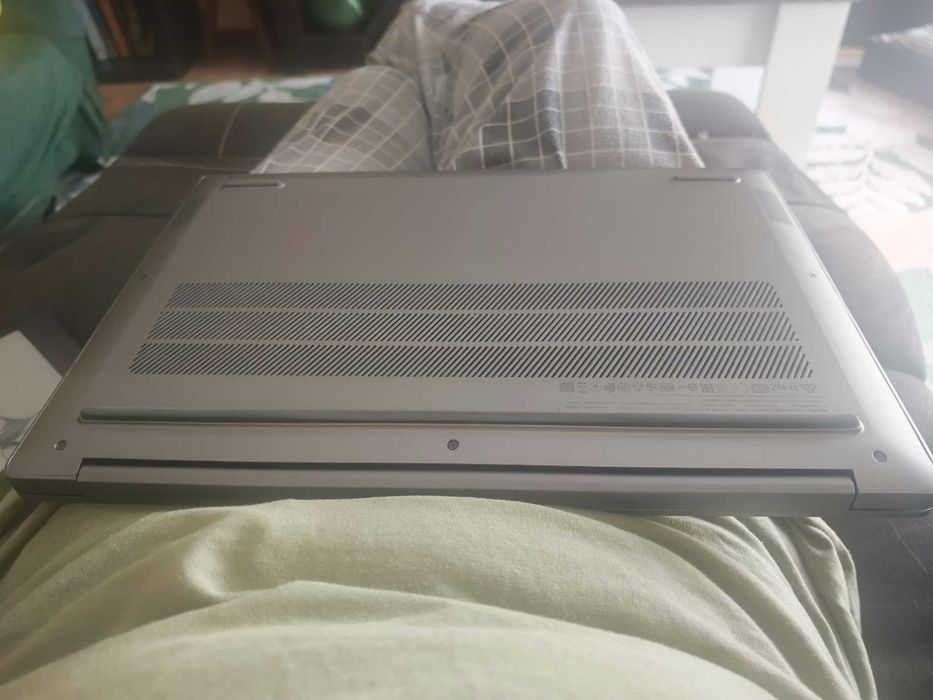 Portátil Lenovo 16'' - 32gb/1T - i9 ultra 185h - como novo - garantia