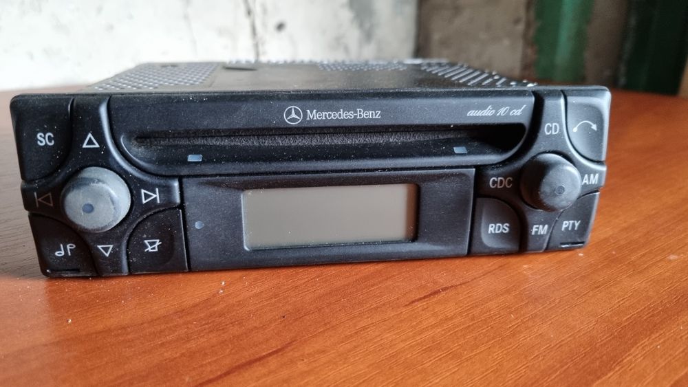 Автомагнитола Mercedes-Benz