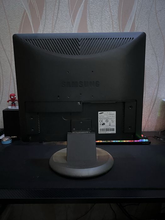 монитор Samsung SyncMaster 931BF 50/60Hz
