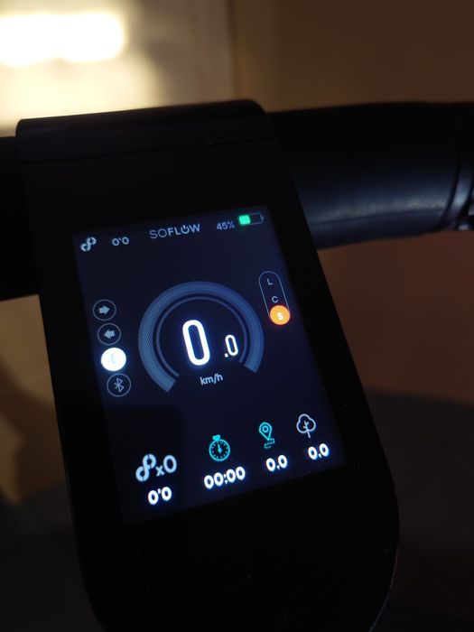 Mocna i dynamiczna Hulajnoga Elektryczna 1200W SoFlow So One Pro 10 Ah