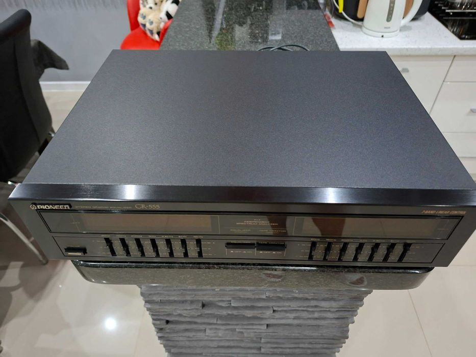Equalizer Pioneer GR 555