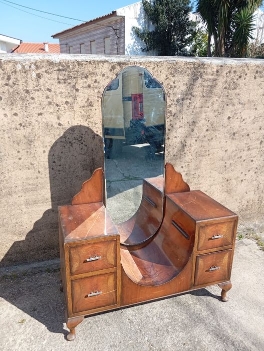 Antiguidade inglesa, "dressing table"