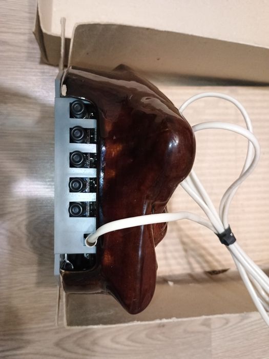 Новий настіний годиник Электроника - 02 в  коробці