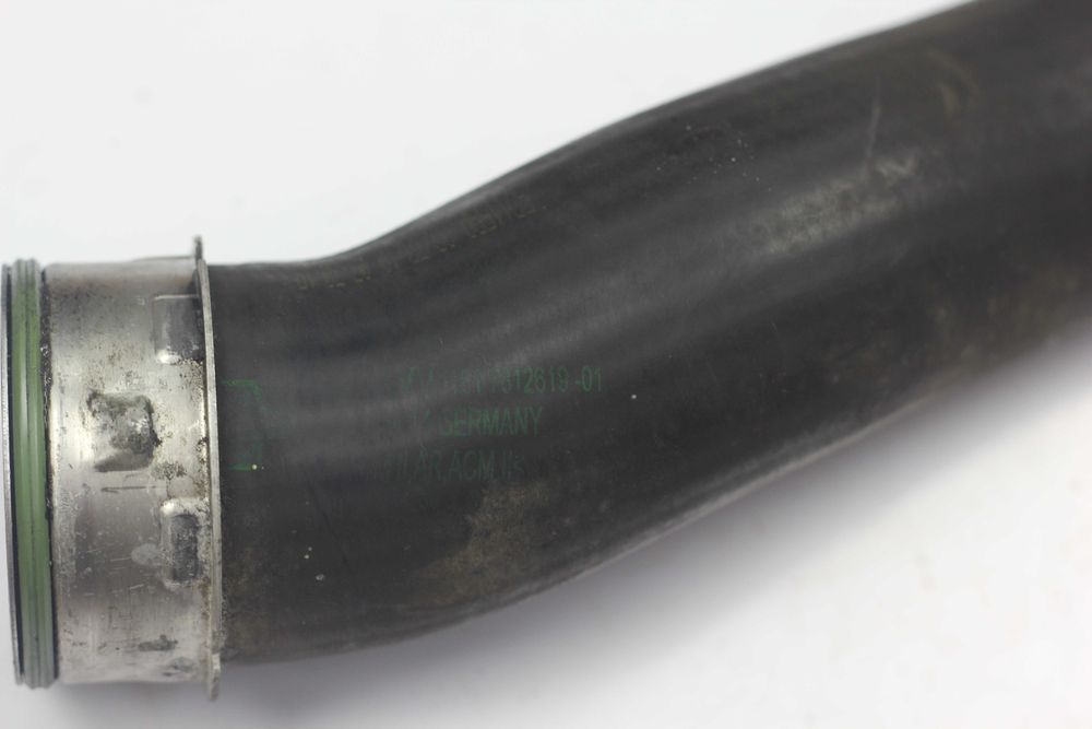 Przewód powietrza intercooler - turbosprężarka BMW E90 318d N47 E84