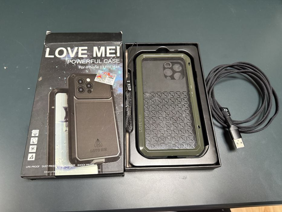 Kabel usb lightning 2 m i etui pancerne IPhone 13 pro max