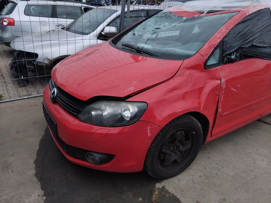 VW Golf 6 VI plus+ z silnikiem 1,6 CAY  tdi i skrzynią DSG ozn. LQN lakier LY3D