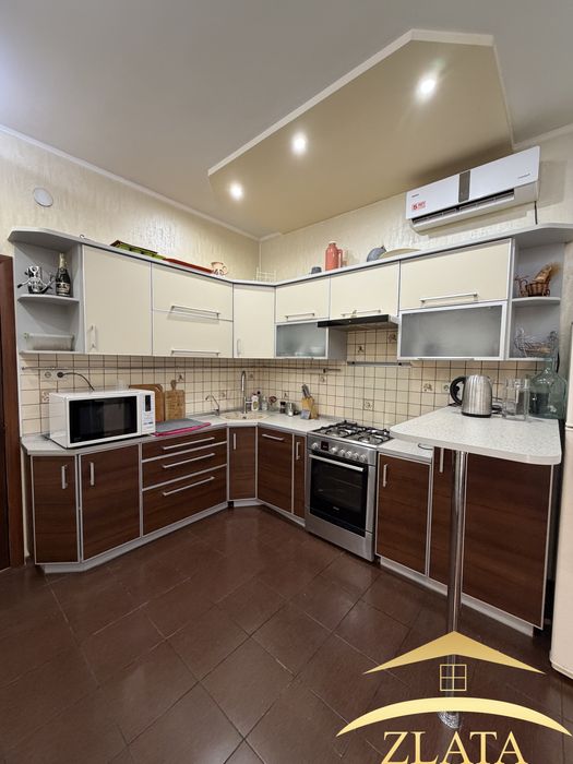 Продаж будинку на Зеленому