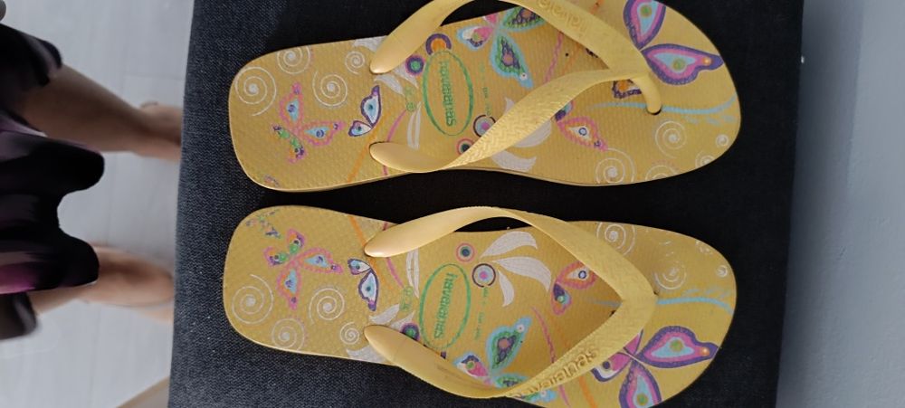 Havaianas amarelas, usadas. Tamanho 37-38