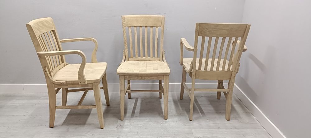 Dębowe masywne krzesła z podłokietnikiem do malowania 50sxt