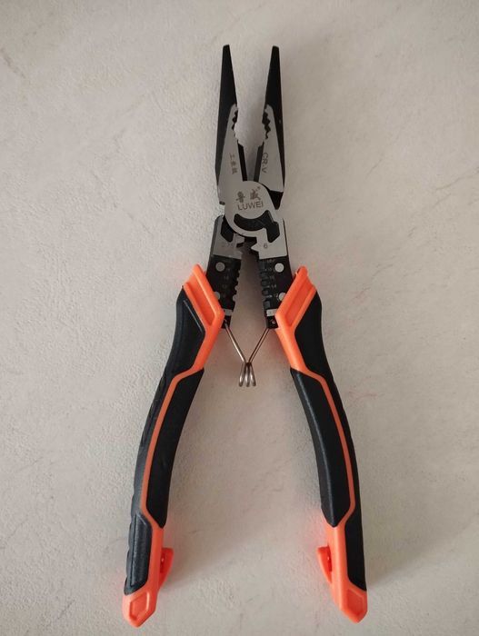 Довгогубці длинногубци утконоси кусачки плоскогубці плоскогубцы