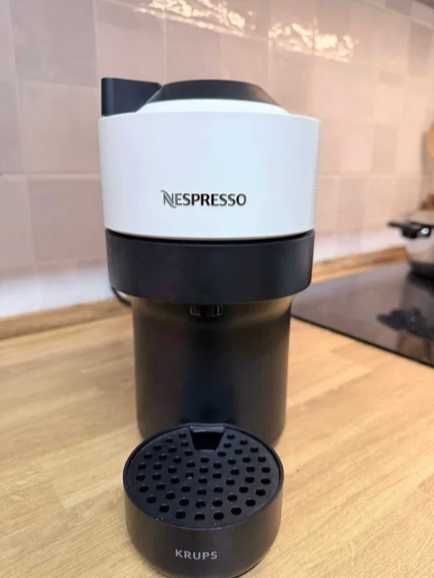 Máquina de Café KRUPS Nespresso XN9201 Vertuo Pop Bege Como Nova