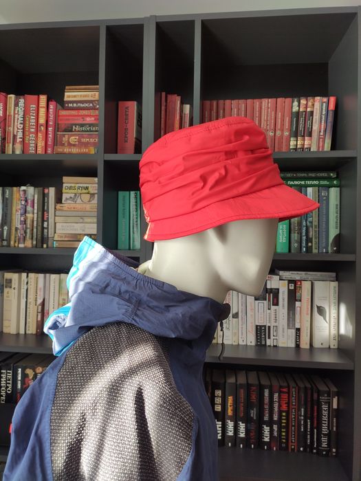 Жіноча трекінгова панама на осінь gore tex Wegener mammut Germany