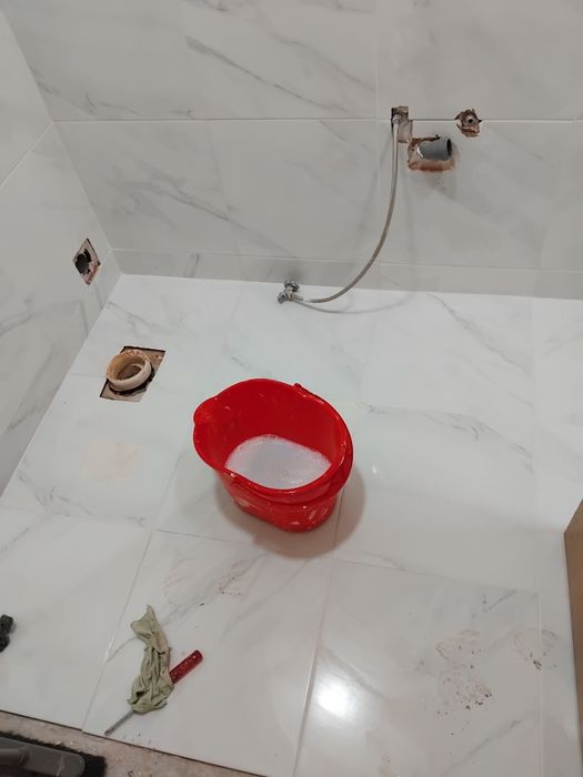 barador  aplicador de capoto casas de banho manutenções  limpeza
