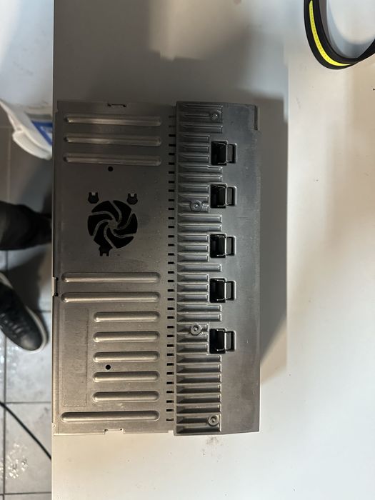 Mercedes w221 lift wzmacniacz harman kardon