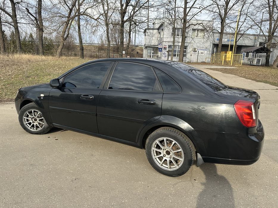 Продам машину Chevrolet Lacetti