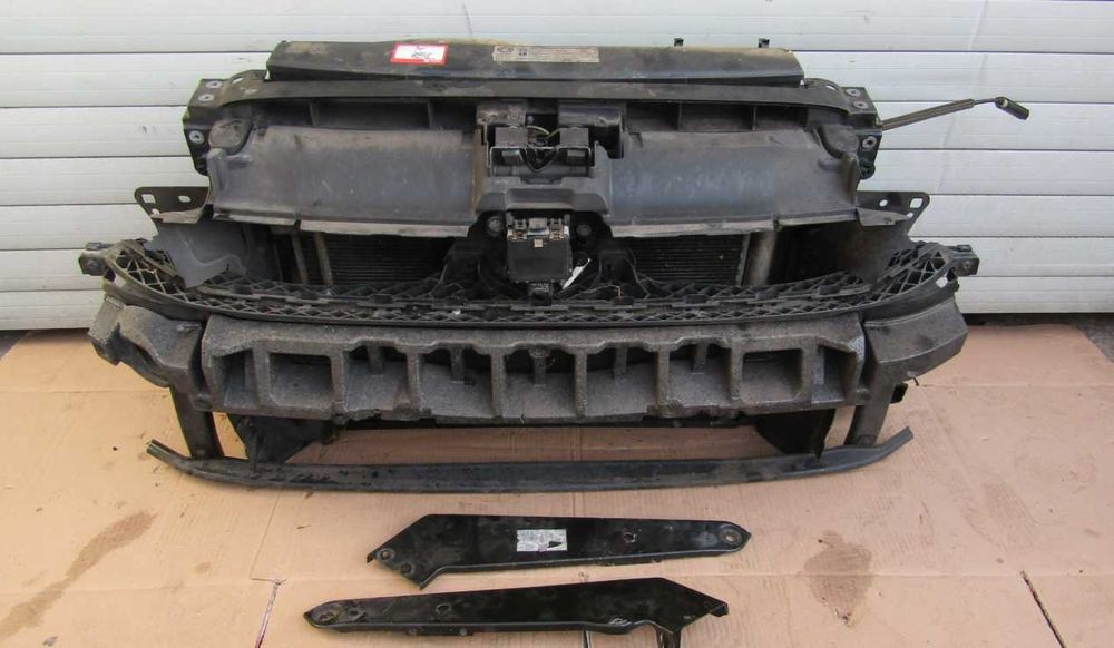 Панель радиаторов телевизор VW Passat B8 Разборка пасат б8