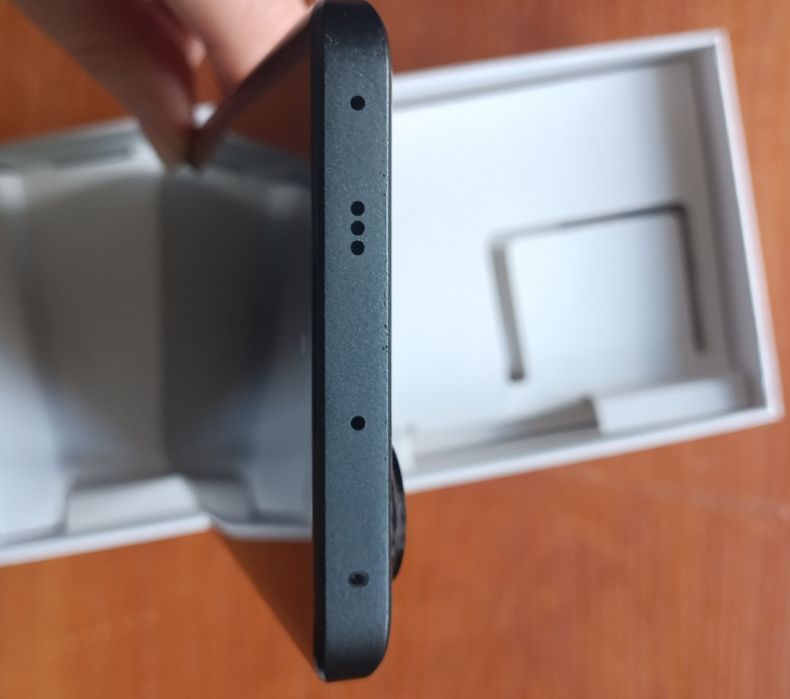 Продам смартфон Xiaomi Redmi Note 13 Pro+ 5G 12/512 Midnight Black