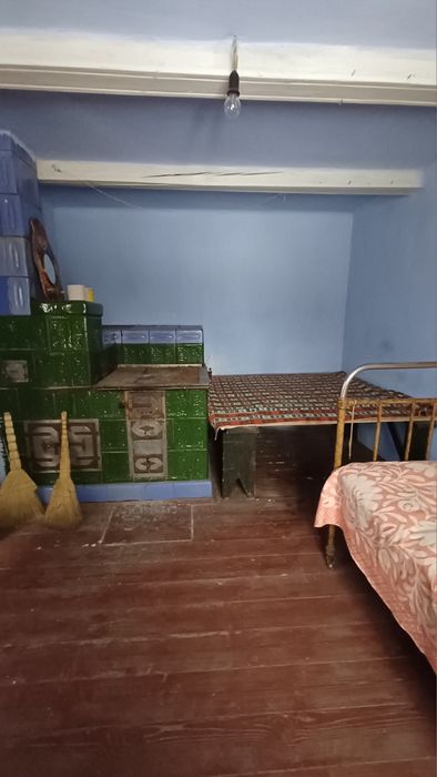 Продаж цегляного будинку