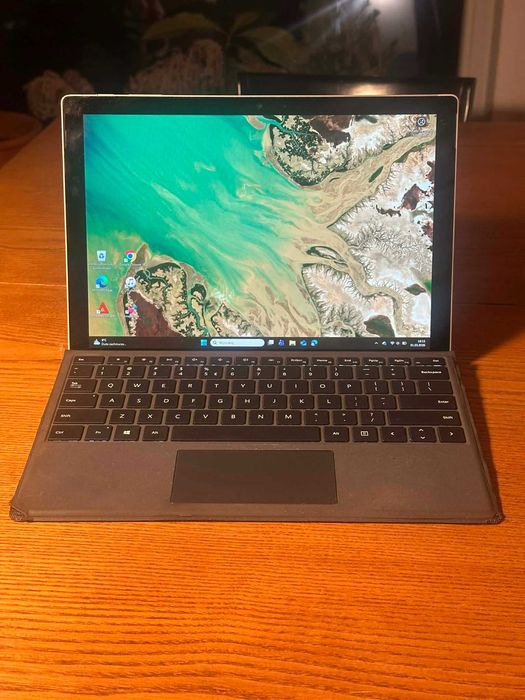 Surface Pro 6 i7 RAM 8GB  SSD 256 GB