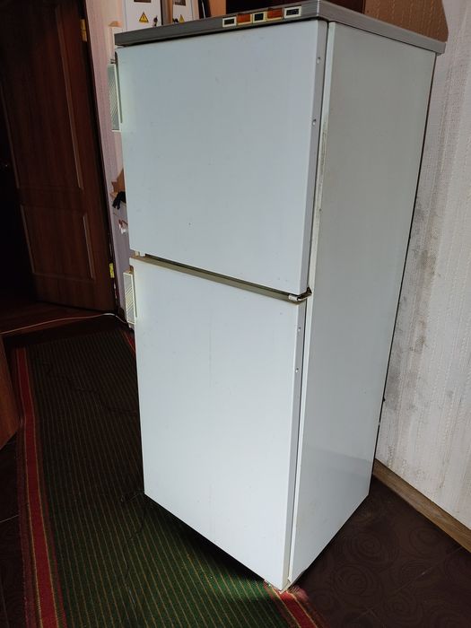 Холодильник Бирюса 22.