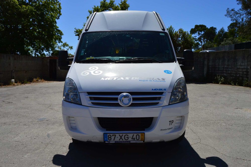 Iveco Daily 19+1 Lugares
