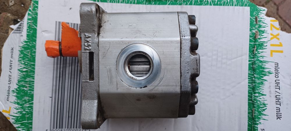 Pompa zębata hydrauliczna