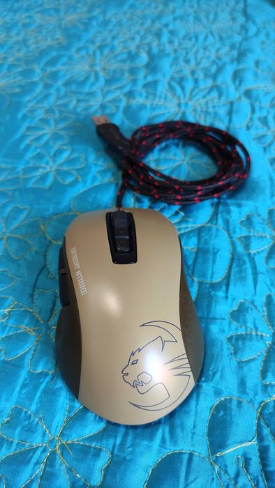 Rato Roccat Kone Pure 5000 dpi