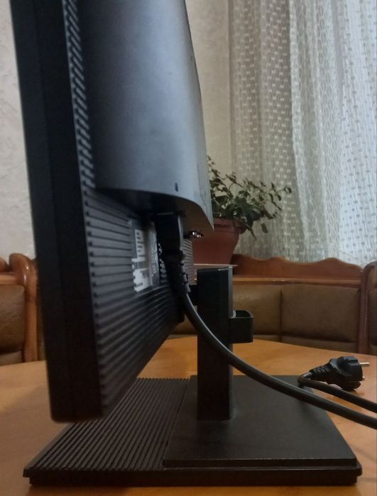 Монитор для компьютера Acer V226HQL