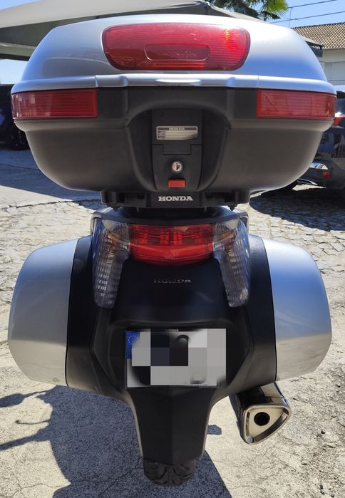 Honda Deauville nt700