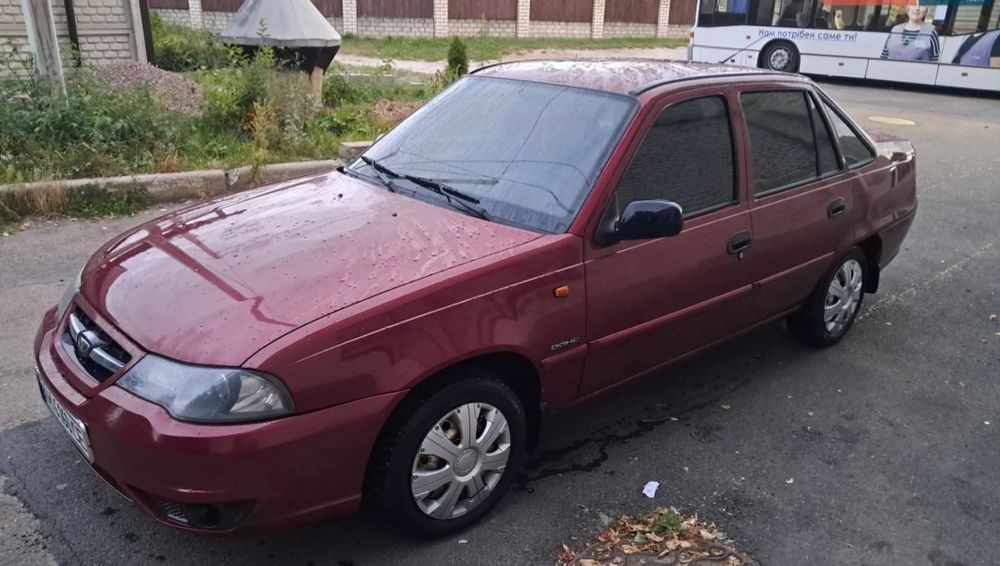 Продам машину у гарному стані Daewo Nexiaa