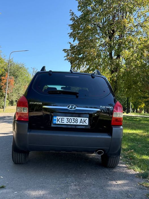 Продам автомобіль Hyundai Tucson 2007 року