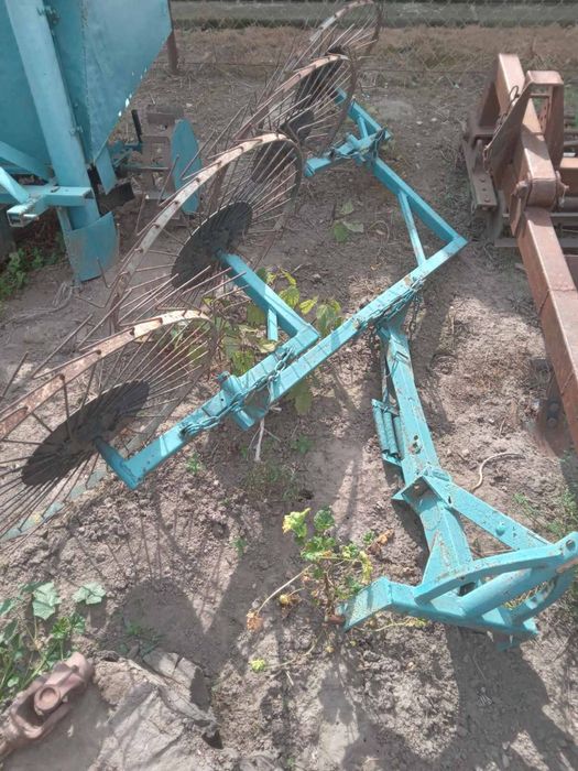 Продам хтз т 012