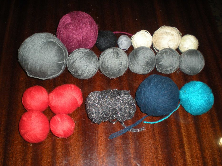 Нитки чисто шерстяные и шерсть с акрилом