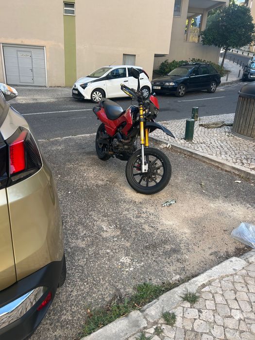 Keeway 125cc carta carro