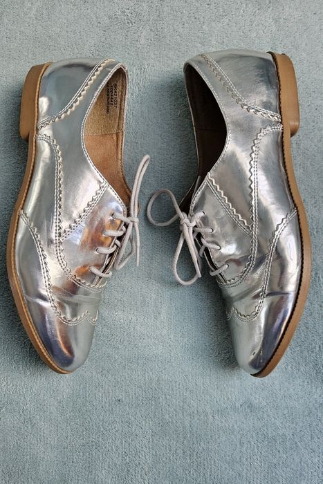 Buty srebrne rozm. 38