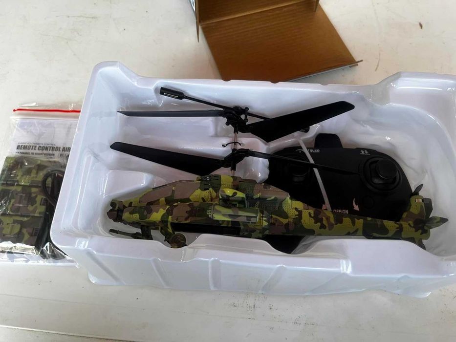 SELADO  Helicóptero RC Telecomandado com Luzes LED – Até 40 Min de Voo