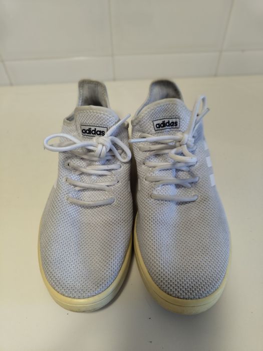 Tênis / sapatilhas Adidas, tamanho 42