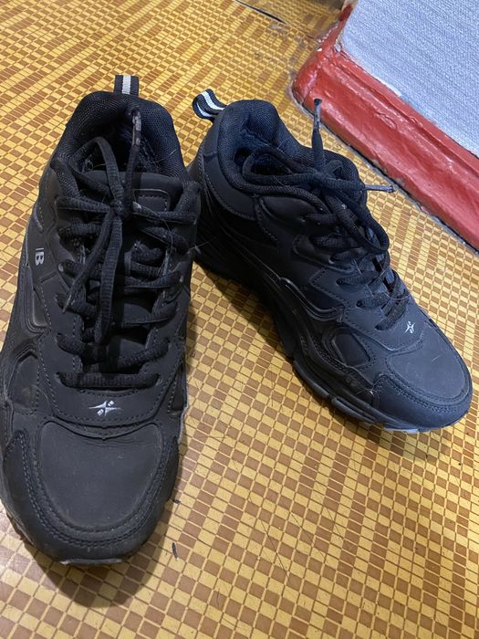 кросовки Bona, хорошее состояние