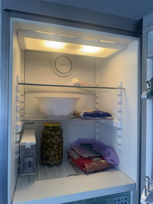 Холодильник liebherr