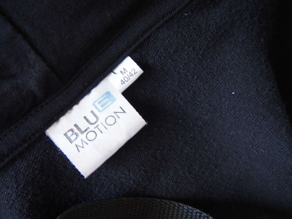 Bluza M/L czarna kaptur rozpinana blu motion