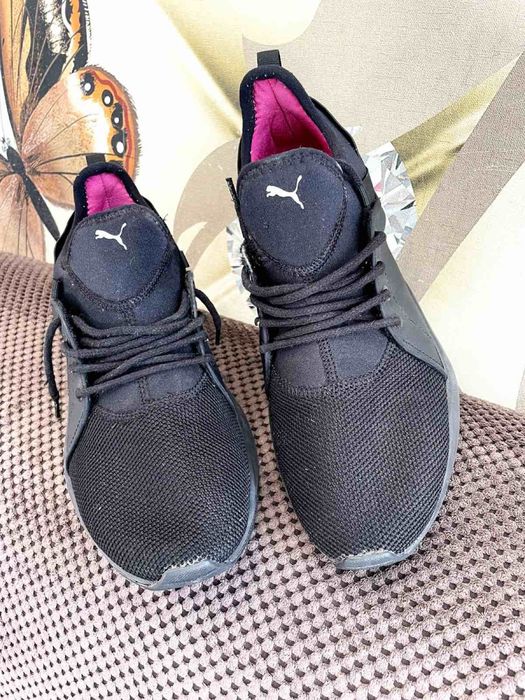 Продам кроссовки Puma