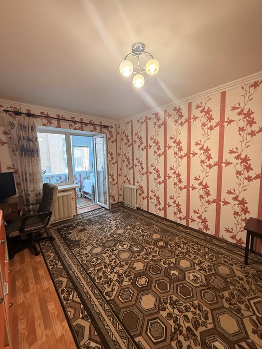 Продам 2 комнатную квартру на Парусной