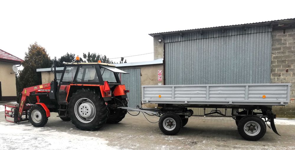 Ciągnik rolniczy Ursus 912, maszyny rolnicze