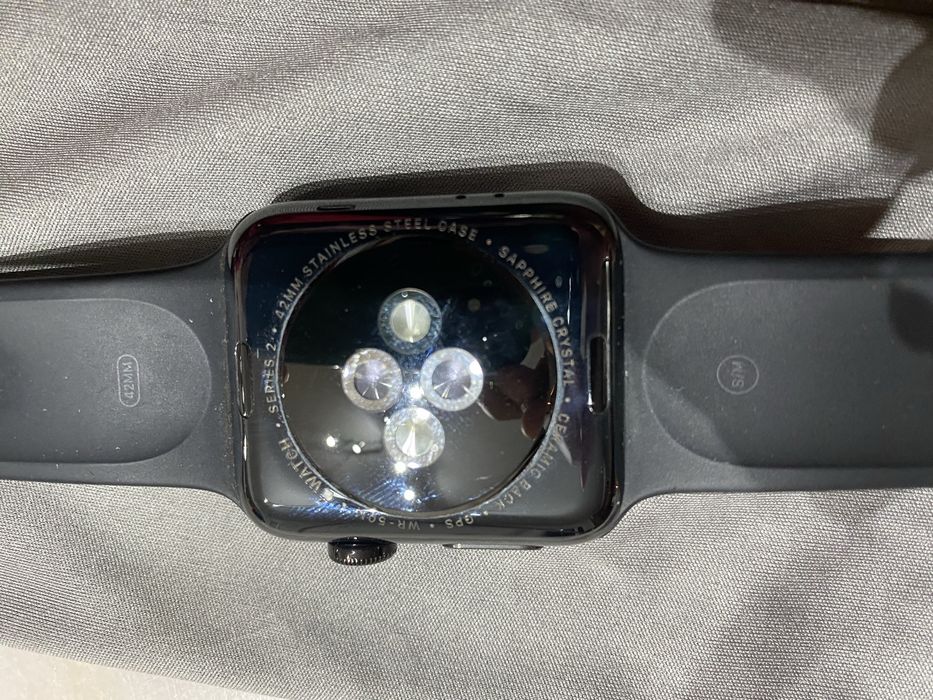 Apple watch 2- ecra partido
