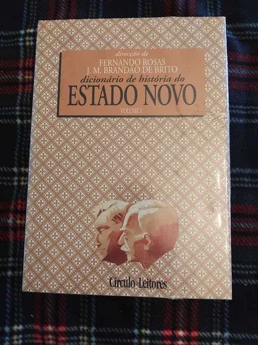 2 Livros: Dicionário de História do Estado Novo - Volume I e Volume II