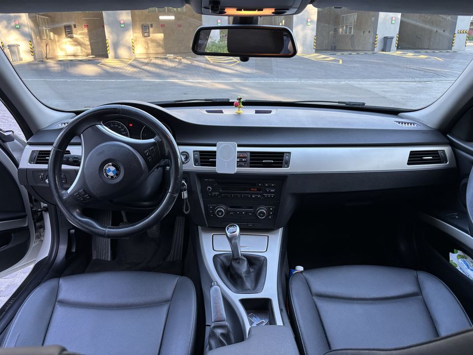 BMW e91  2011 дизель 2.0