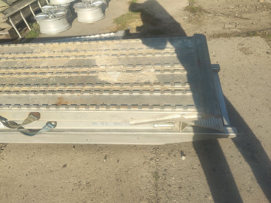 Najazdy aluminiowe 24 tony 280 cm