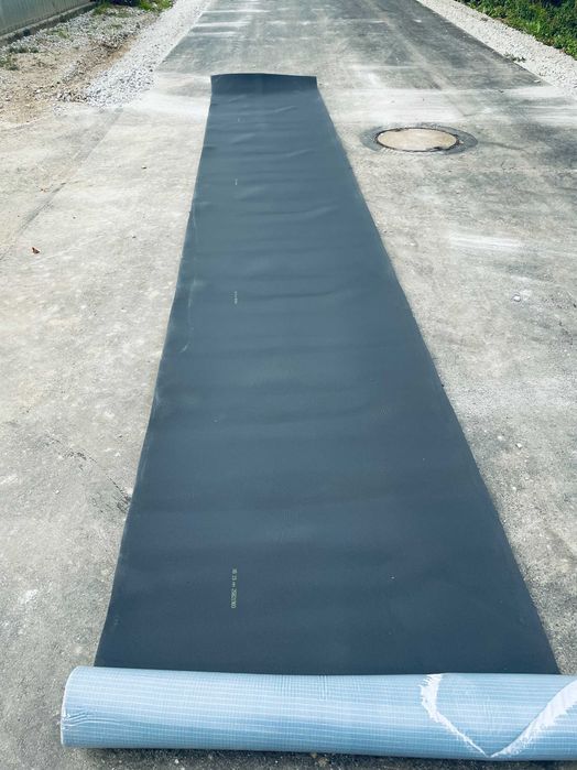Mata izolacja samoprzylepna o grubości 19mm, 6m2 rolka