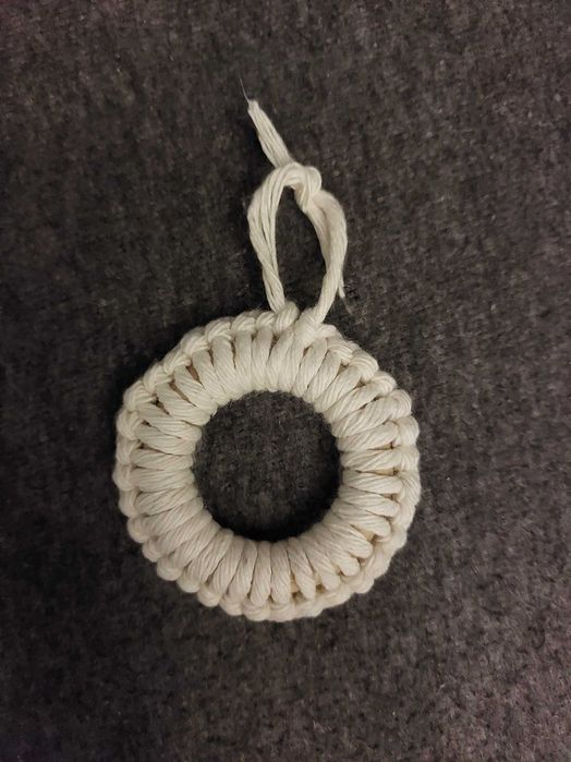 Ozdoba choinkowa makrama